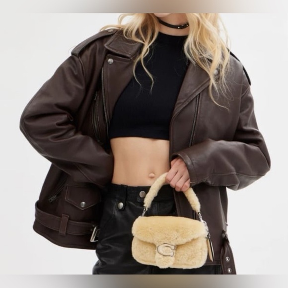 New Coach CC444 Pillow Tabby Shoulder Bag 18 In Shearling IN CREAM - Picture 2 of 8